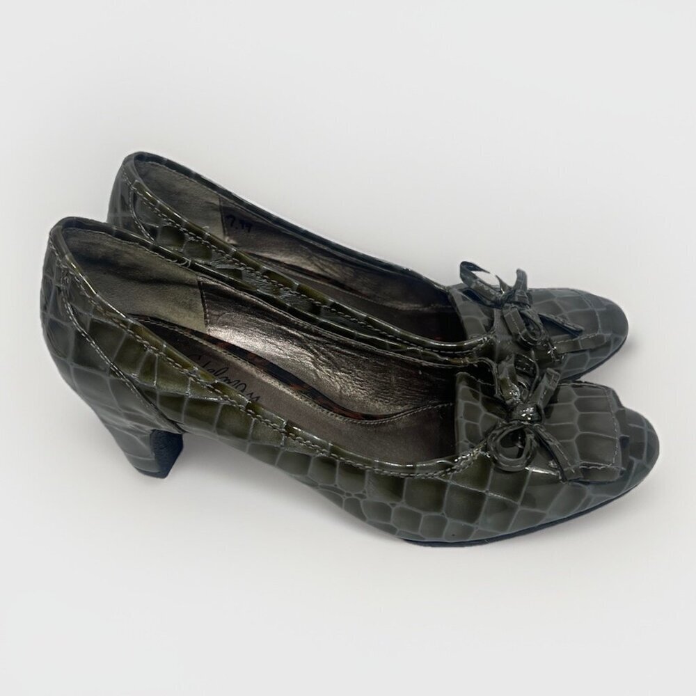 Sam Edelman Leather Crocodile Print Heels Size 10